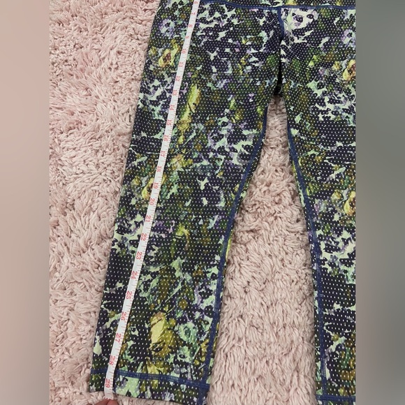 Lululemon athletics outfit size 10 - Picture 3 of 4